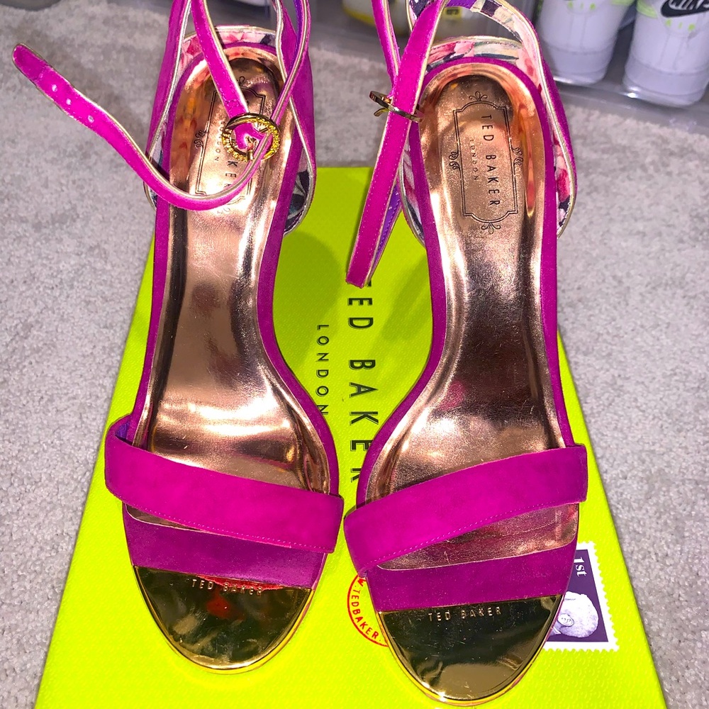 Brand new Ted Baker London purple heels